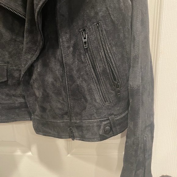 Blank NYC Suede Moto Jacket with Faux Fur Collar - Picture 5 of 6